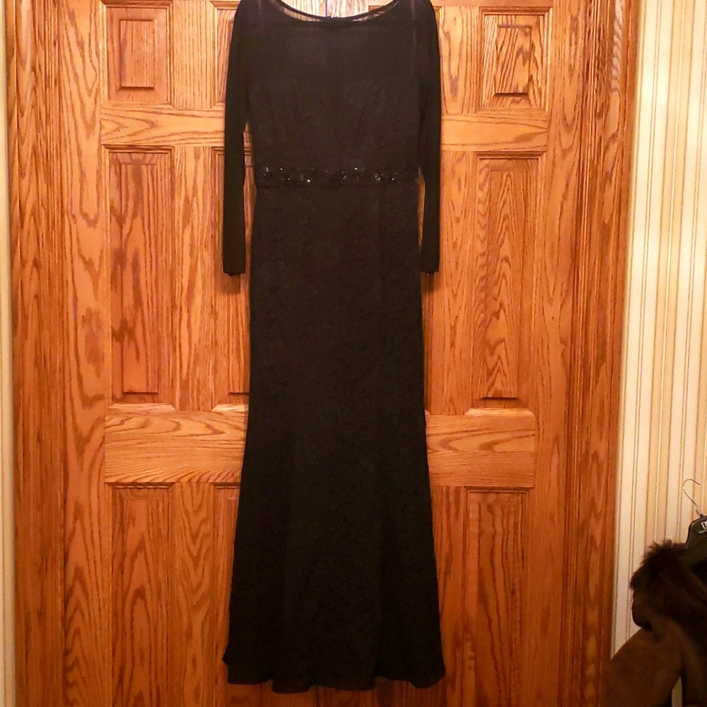 Monique Lhuillier Black Embellished Gown